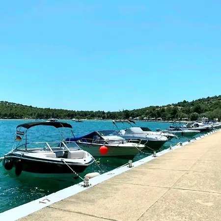Mobile Di Mare Iv Campsite 4*